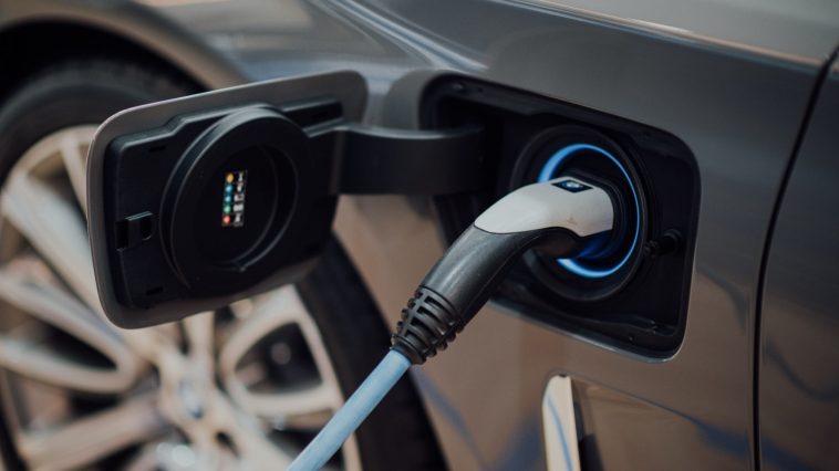 Buying an Electric Vehicle? Know These Tax Law Changes