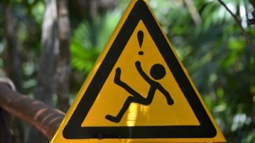 What to Do If You Slip and Fall on a Public Staircase
