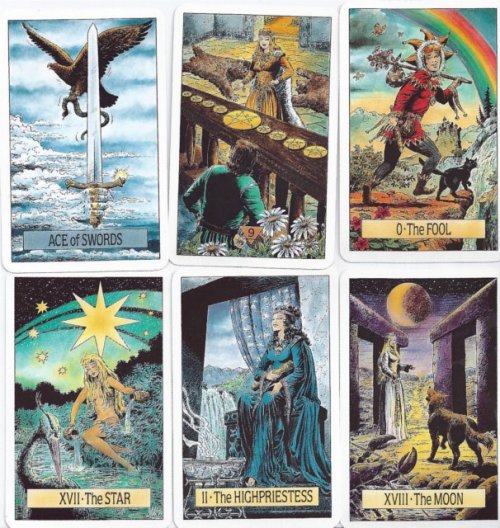 Image of Arcus Arcanum Tarot Review